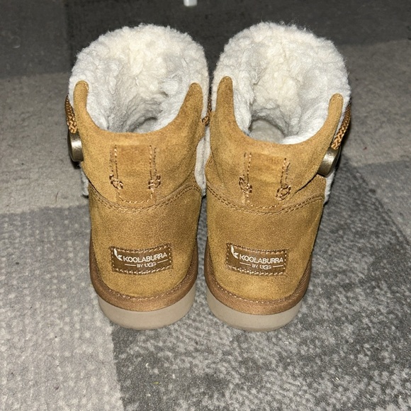 UGG Boots - Picture 2 of 5